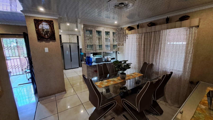 3 Bedroom Property for Sale in Lourierpark Free State